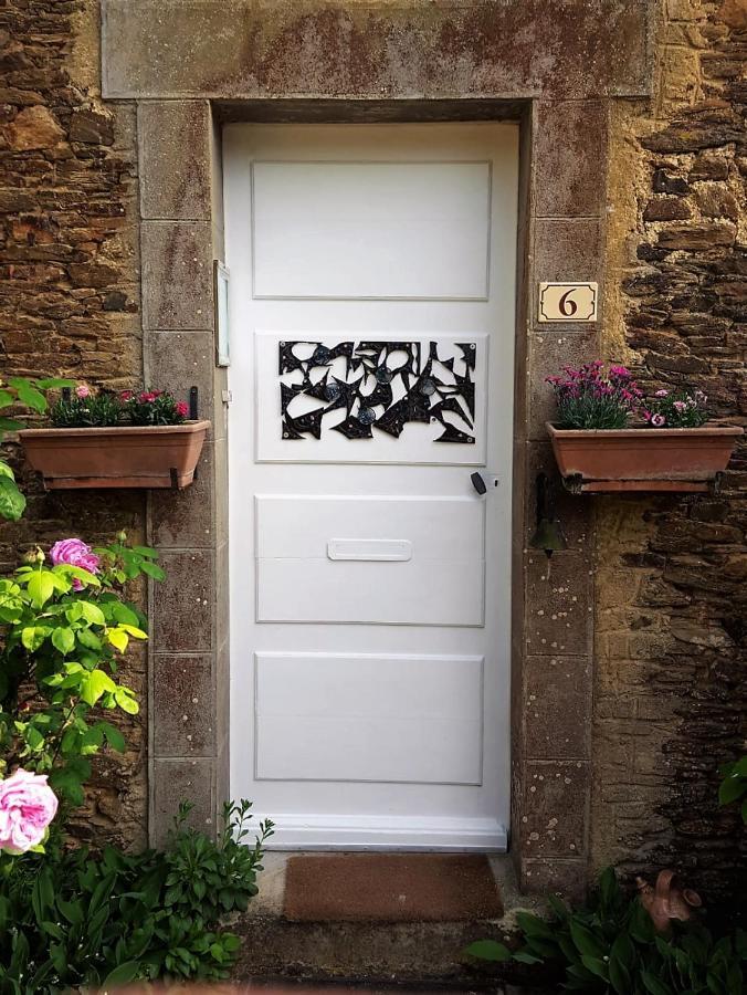 B&B L'Atelier Du Presbytere Saint-Maugan Eksteriør bilde